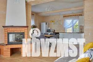 Дом 160м&sup2;, 2-этажный, посуточно, 