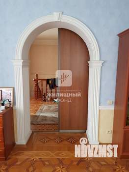 Дом 351м², 2-этажный, участок 17 сот.  