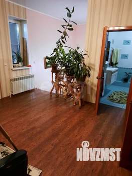 Дом 180м², 2-этажный, участок 8 сот.  