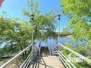 Коттедж 202м², 2-этажный, участок 70 сот.  