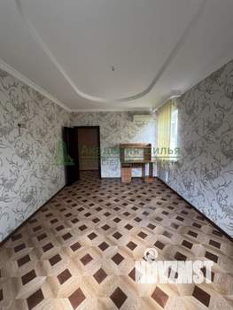 Дом 250м², 4-этажный, участок 5 сот.  