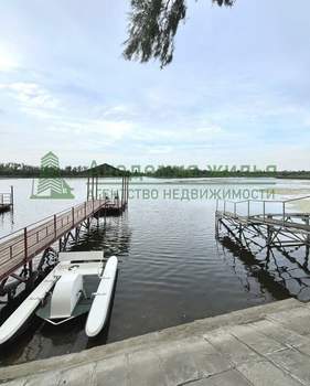 Дом 141м², 3-этажный, участок 8 сот.  