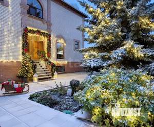 Дом 300м&sup2;, 2-этажный, участок 9 сот.  