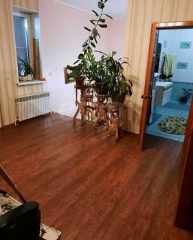 Дом 180м², 2-этажный, участок 8 сот.  