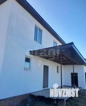 Дом 200м², 2-этажный, участок 10 сот.  