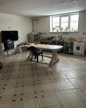 Дом 214м², 3-этажный, участок 9 сот.  