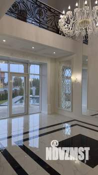 Коттедж 700м&sup2;, 3-этажный, участок 20 сот.  