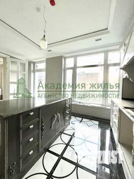 Дом 361м², 2-этажный, участок 10 сот.  