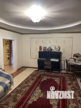 Дом 260м², 2-этажный, участок 4 сот.  