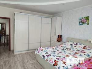 Дом 165м², 2-этажный, участок 4 сот.  