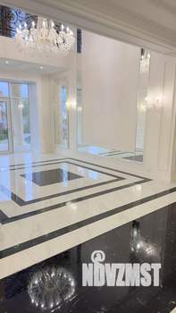Коттедж 700м², 3-этажный, участок 20 сот.  
