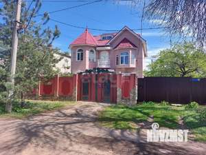 Дом 259м², 3-этажный, участок 11 сот.  