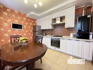 Дом 140м², 2-этажный, участок 5 сот.  