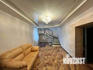 Дом 245м², 2-этажный, участок 5 сот.  