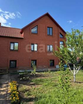 Дом 212м², 2-этажный, участок 9 сот.  