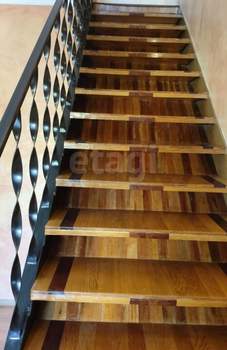 Дом 300м², 2-этажный, участок 9 сот.  