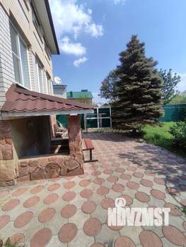 Коттедж 255м², 3-этажный, участок 7 сот.  