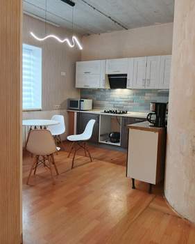 Дом 191м&sup2;, 2-этажный, участок 7 сот.  