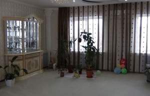Дом 272м², 3-этажный, участок 15 сот.  