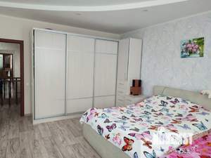 Дом 165м², 2-этажный, участок 4 сот.  