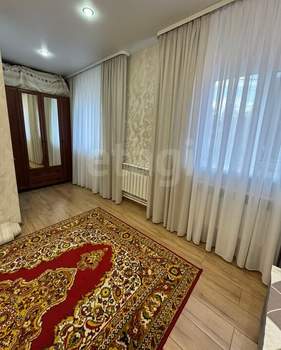 Дом 212м², 2-этажный, участок 9 сот.  