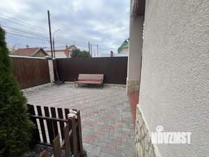 Коттедж 300м², 3-этажный, участок 6 сот.  