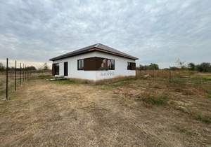 Дом 100м², 1-этажный, участок 5 сот.  