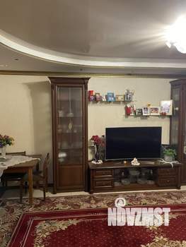 Дом 260м², 2-этажный, участок 4 сот.  