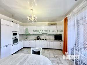 Дом 401м², 3-этажный, участок 6 сот.  