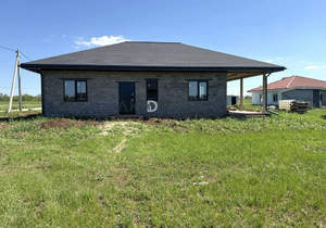 Дом 106м&sup2;, 1-этажный, участок 6 сот.  