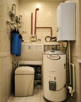 Дом 184м&sup2;, 2-этажный, участок 5 сот.  