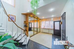 Дом 195м², 2-этажный, участок 6 сот.  