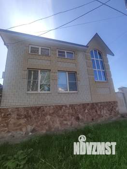 Коттедж 255м², 3-этажный, участок 7 сот.  