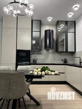 Дом 240м², 2-этажный, участок 10 сот.  