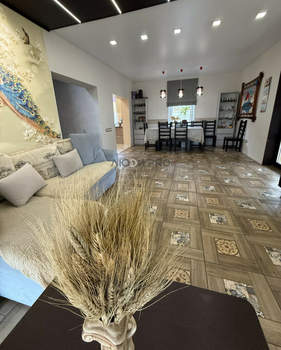 Дом 152м&sup2;, 2-этажный, участок 10 сот.  