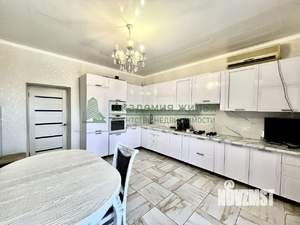 Дом 401м², 3-этажный, участок 6 сот.  
