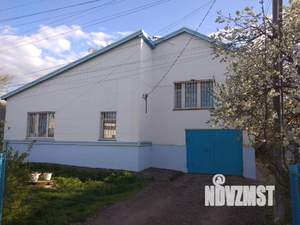 Дом 140м², 2-этажный, участок 6 сот.  