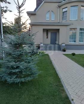 Дом 250м², 2-этажный, участок 7 сот.  