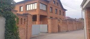 Дом 700м², 3-этажный, участок 100 сот.  