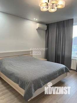 Дом 240м², 2-этажный, участок 10 сот.  