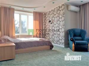 Коттедж 202м², 2-этажный, участок 70 сот.  