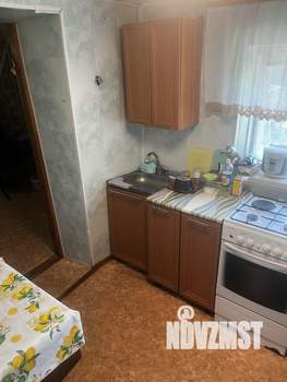 Дом 40м&sup2;, 2-этажный, участок 4 сот.  