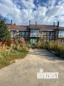 Таунхаус 111м&sup2;, 3-этажный, участок 2 сот.  