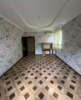 Дом 250м², 4-этажный, участок 5 сот.  