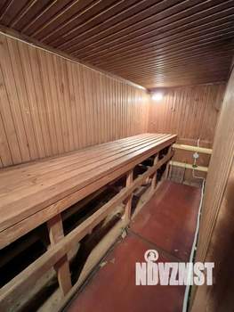 Дом 181м², 3-этажный, участок 9 сот.  