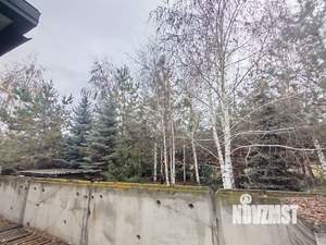 Дом 1083м², 3-этажный, участок 15 сот.  