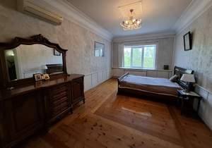 Дом 335м², 3-этажный, участок 13 сот.  