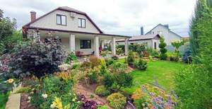 Дом 153м², 2-этажный, участок 10 сот.  