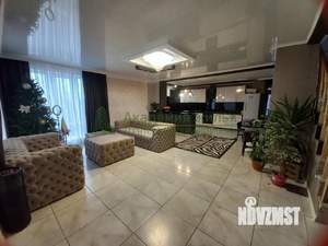 Дом 233м², 2-этажный, участок 5 сот.  