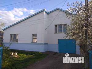 Дом 140м², 2-этажный, участок 6 сот.  